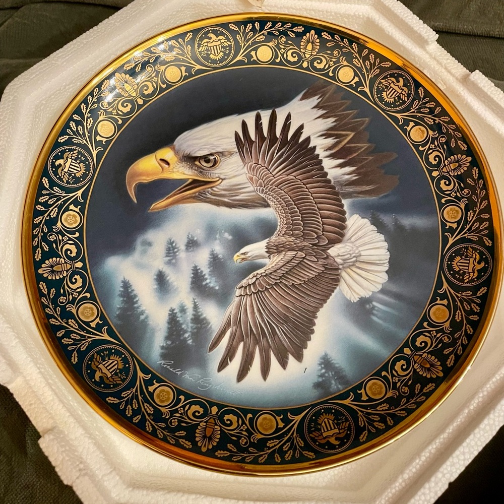 Franklin Mint Royal Doulton On the Wings of Freedom Collectors Plate